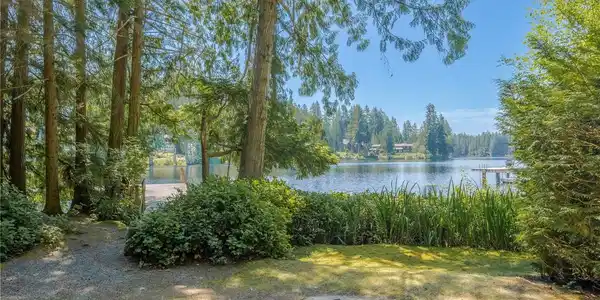 16 XX Beaver Lake