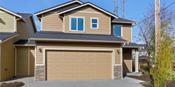 3826 Lincoln Way