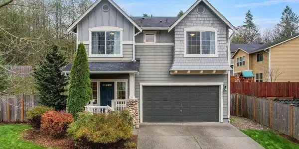 1117 117th SE