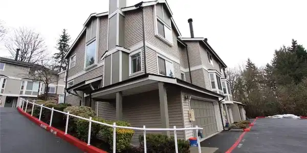 16101 Bothell Everett Hyw