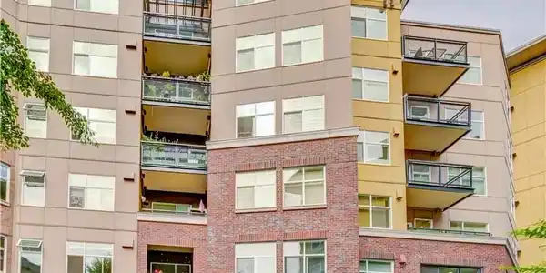 5450 Leary NW