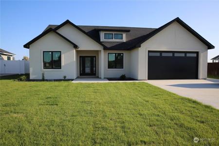 542 Bluff West