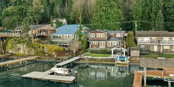 2580 Lake Whatcom
