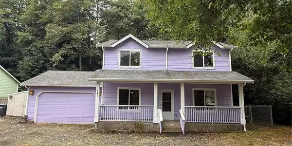 341 Duck Lake NE