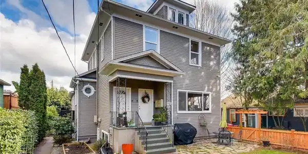 3624 Whitman N