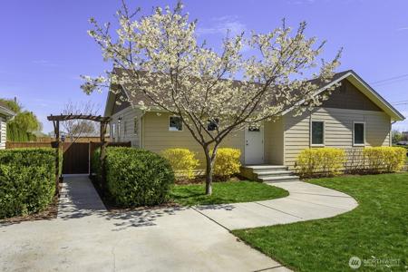 2143 Valley Road