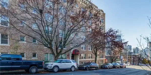 505 E Denny Way