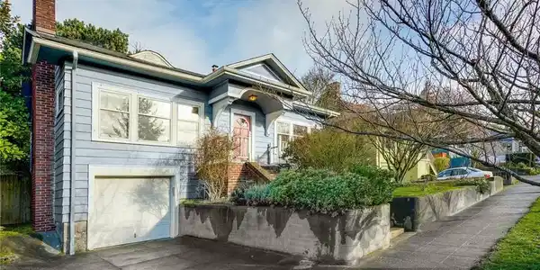 810 NE 72nd Street
