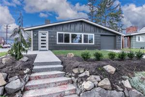 7153 35th Avenue SW