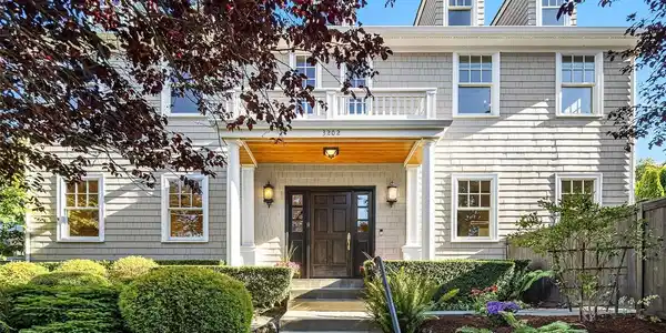 3202 Hunter S