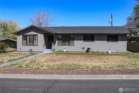222 Nelson