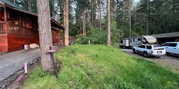 1546 Reservation SE