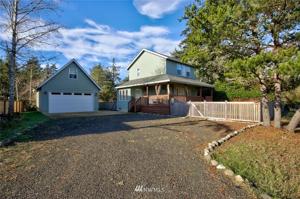 731 Bay SE