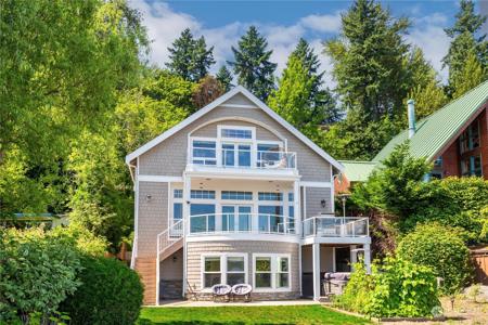 1096 W Lake Sammamish NE