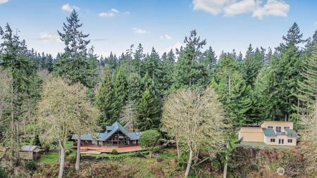 3968 East Camano
