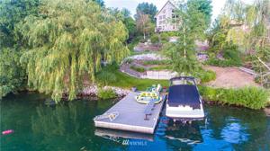 4812 Shorecrest Drive NE