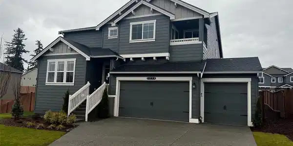 2838 173rd E
