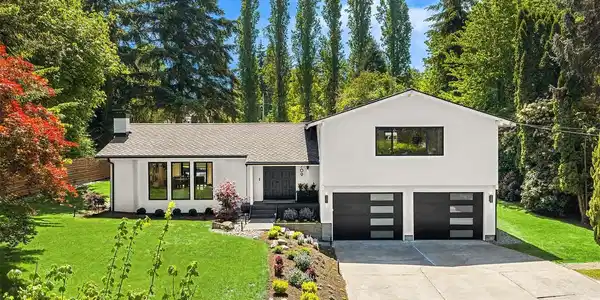 7709 Ridgecrest