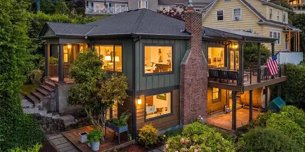 601 Fullerton