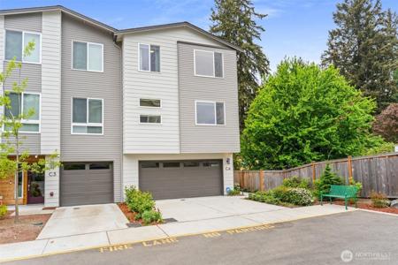 13628 Manor