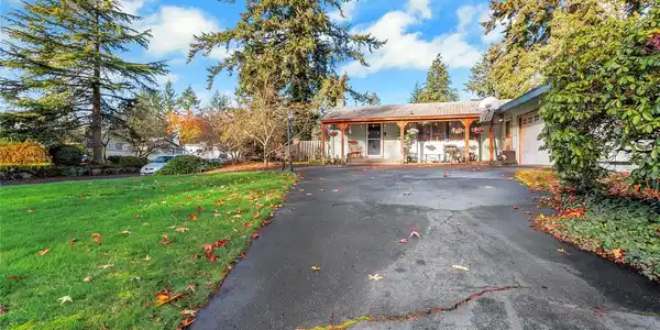 1415 153rd S