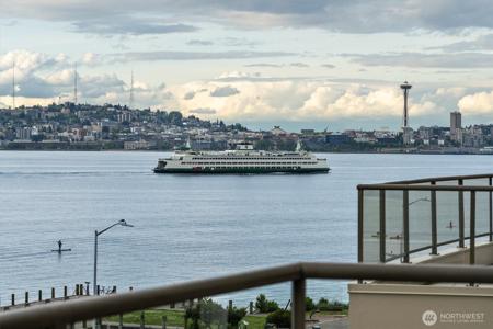 1210 Alki SW