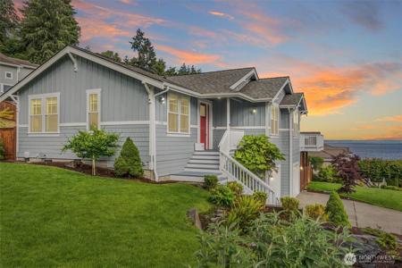 2790 Chambers Bay