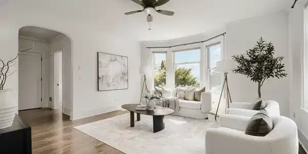 317 Lakeside S