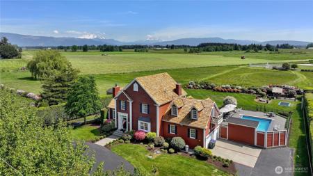 359 Wiser Lake