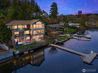 3828 Lake Sammamish SE