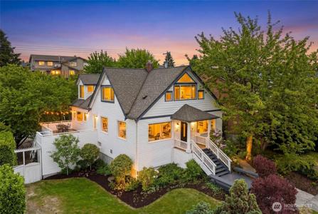 6716 37th SW