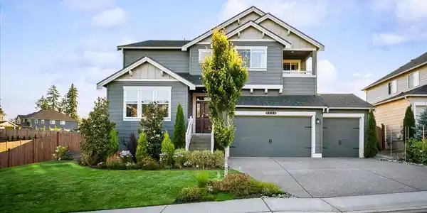 2838 173rd E