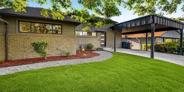 7210 Seward Park S