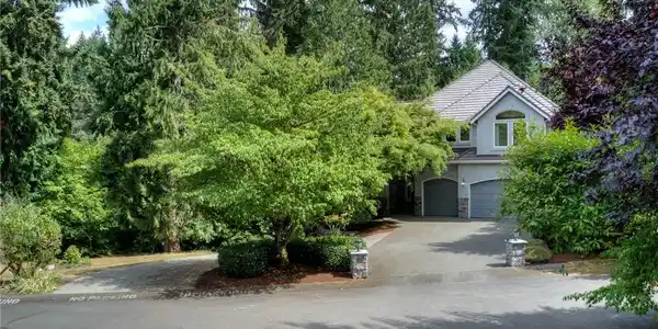6410 238th NE