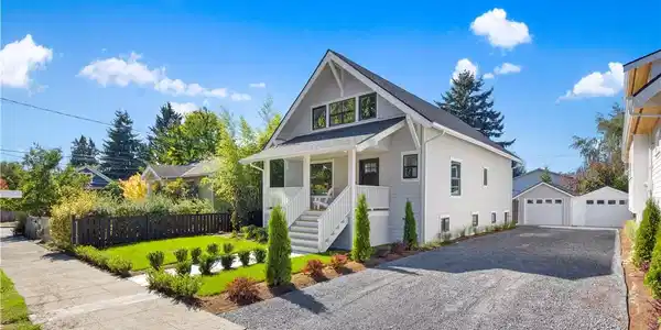 4307 5th NW
