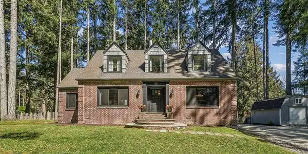 11148 Country Club
