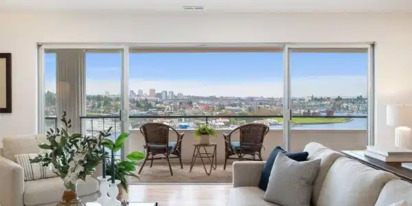 2565 Dexter N