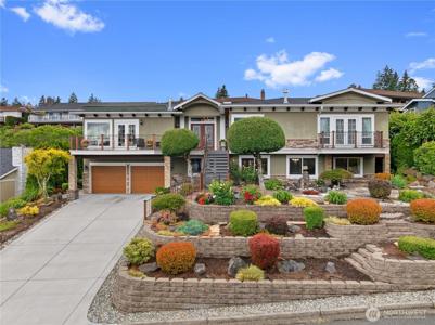 413 174th NE