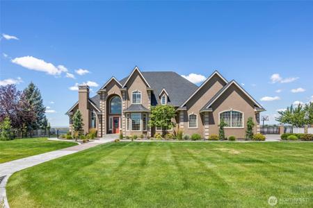 8596 Dune Lake