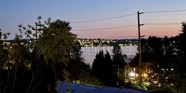 4100 Lake Washington N