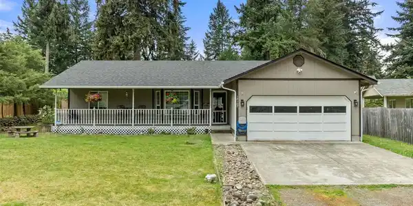 18107 Clear Lake SE