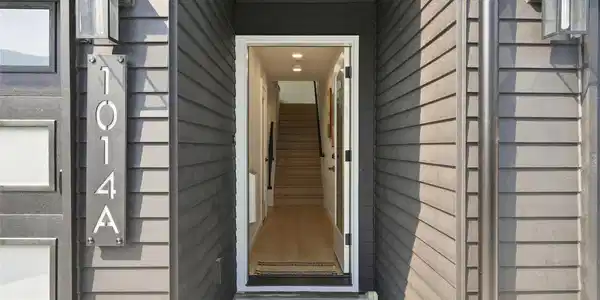 Image 4 Image 4