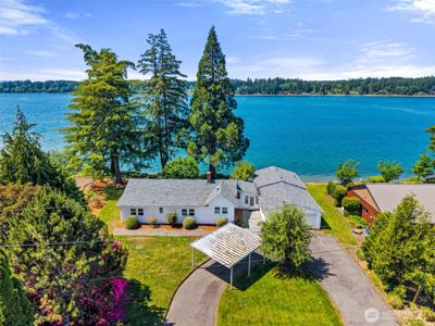 2705 Hidden Cove NW