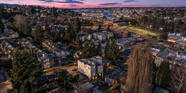 3112 Queen Anne N