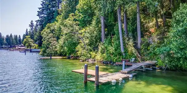 1106 Lake Whatcom