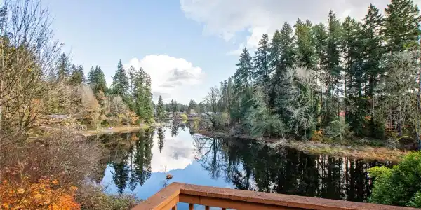 4944 Raccoon Valley SE