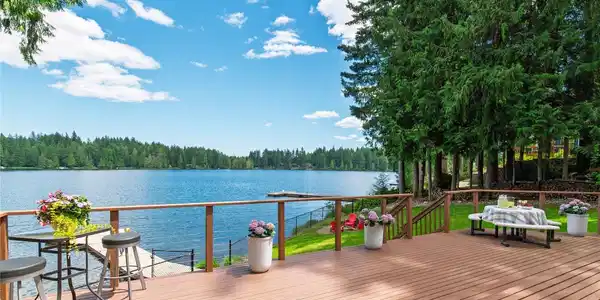 4694 Panther Lake W