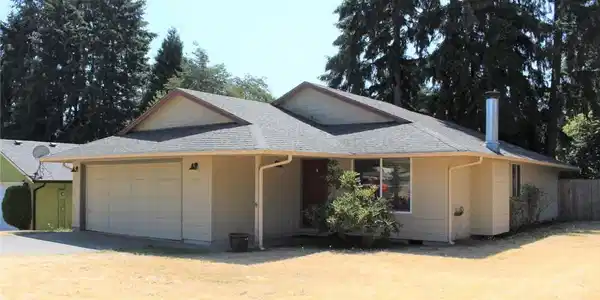 3105 Carpenter Hills Loop SE
