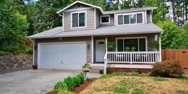 22037 Plateau Court SE
