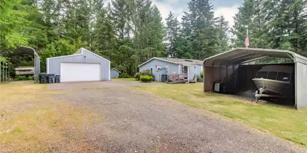 1370 Pickering